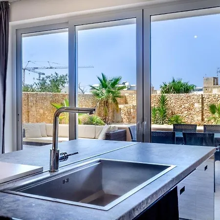 Hygge Holiday Home With Large Communal Pool And Private Hot Tub Xagħra Exteriör bild
