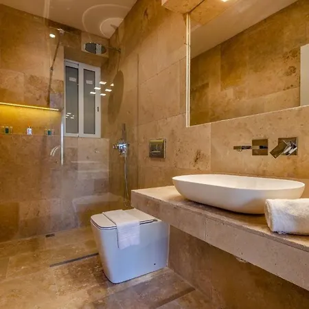 Hygge Holiday Home With Large Communal Pool And Private Hot Tub Xagħra Exteriör bild